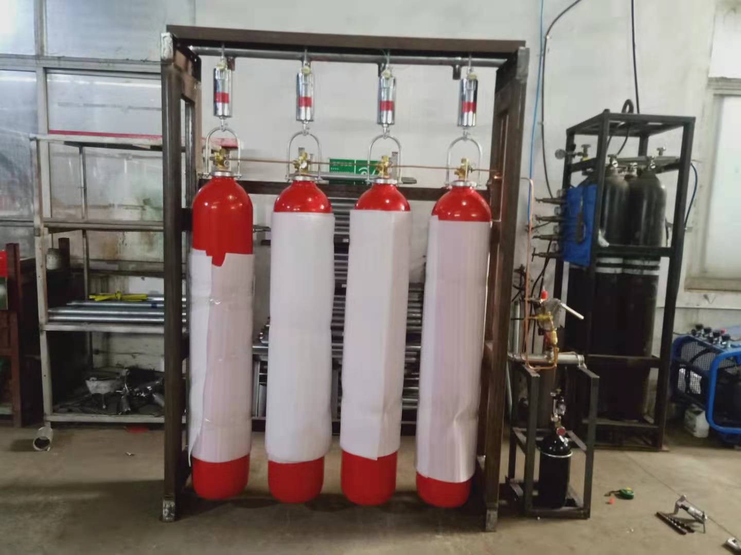 二氧化碳滅火系統(tǒng)采用全淹沒